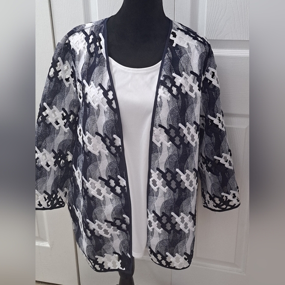 Alfred Dunner Lattice & Embroidered Open Jacket   Size 2X - Picture 1 of 10
